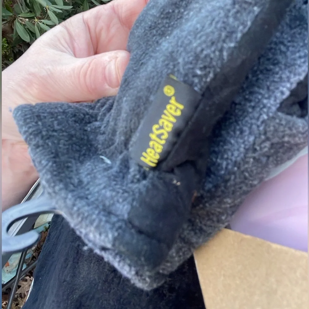 NWOT Heat Saver Gray and Black Fleece Gloves Lined Small Boys 5